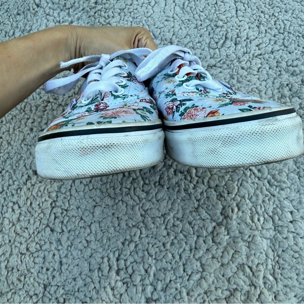 Vans, light blue Era Garden Floral Flower Design shoe Women’s 7 - Picture 5 of 8
